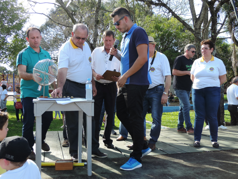 Campanha Bolão de Prêmios “Vivo Aqui, Compro Aqui”
